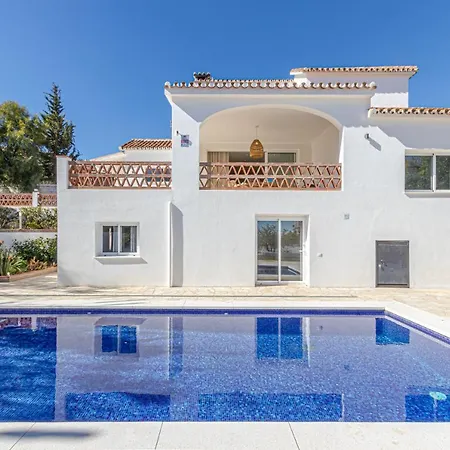 Luxury Andalucia Seaview Private Pool Close To Centre Benalmádena