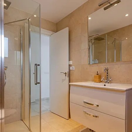 Luxury Andalucia Seaview Private Pool Close To Centre Villa *